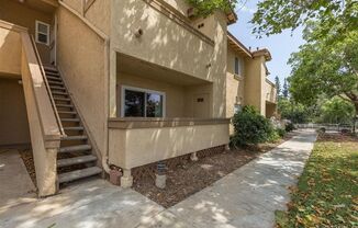 Cute 1 Bedroom Condo in the Heart of San Marcos Available Now!