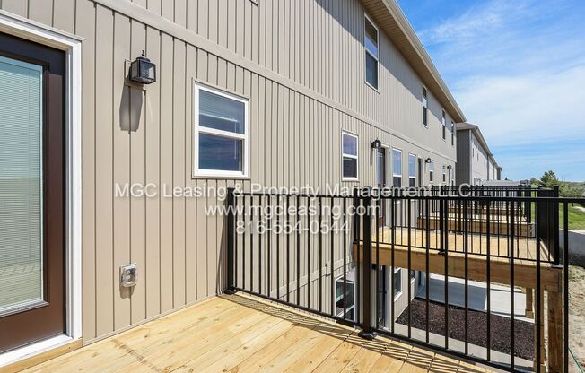 2 beds, 2.5 baths, $1,591, Unit 104 NE 93rd St