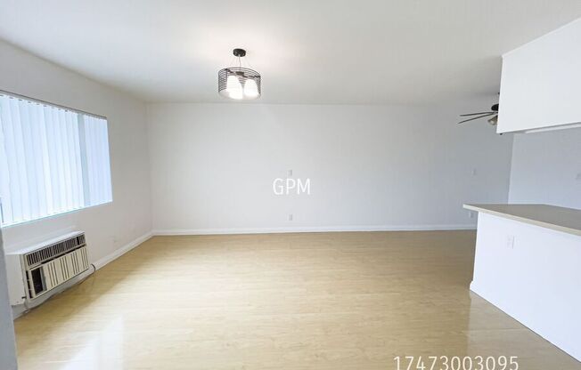 515 S Chevy Chase Dr