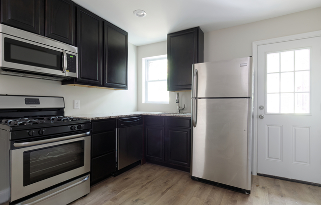 Charming 2BD/1BA Townhome in East Baltimore, MD!