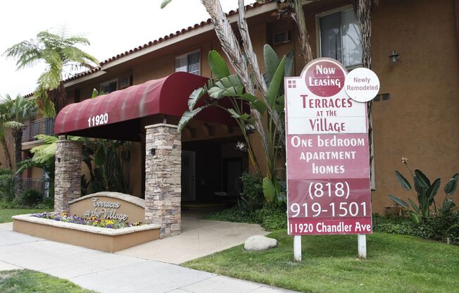 1 bed, 1 bath, 725 sqft, $1,825, Unit 229