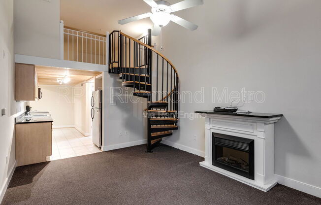 1321 1/2 E. Main St.