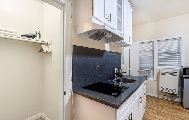 Soto Rose Apartments