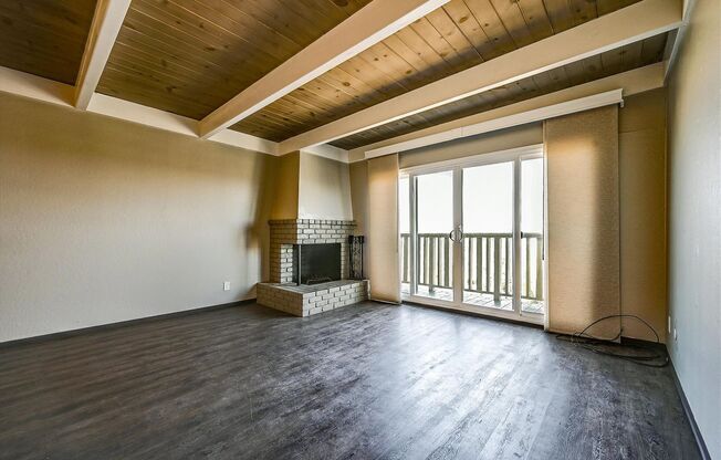 Burnett Ave 821