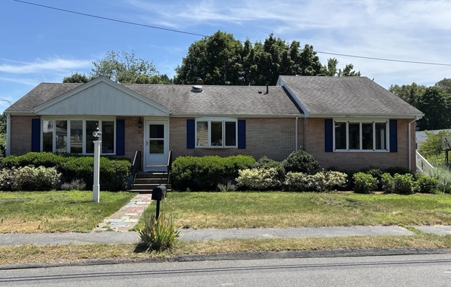 14 MANOMET RD