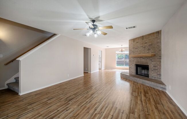 Stunning 4 Bedroom, 2.5 Bath Home in Block House Creek