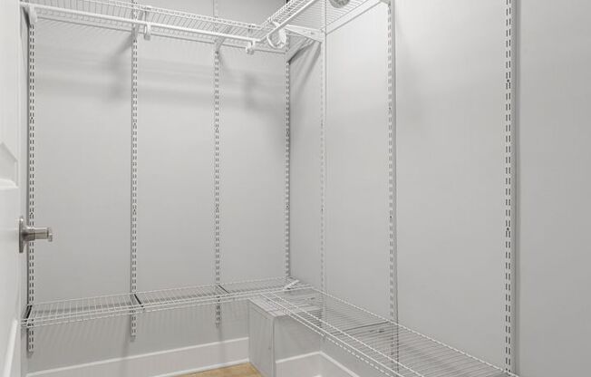 Studio, 1 bath, 320 sqft, $1,425, Unit 101