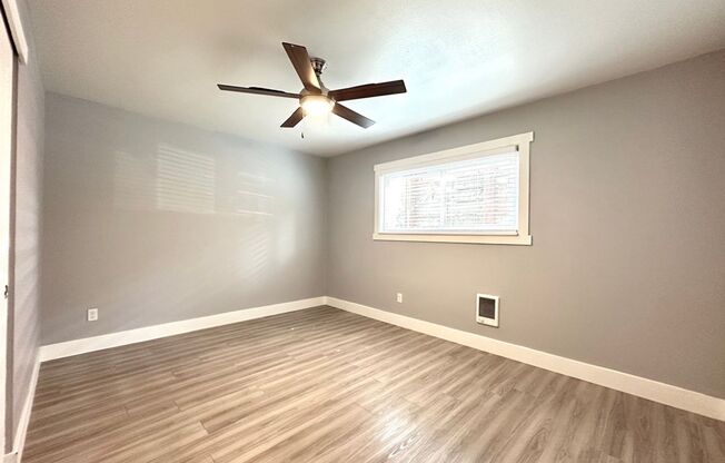 2 beds, 1 bath, 695 sqft, $1,515, Unit 26