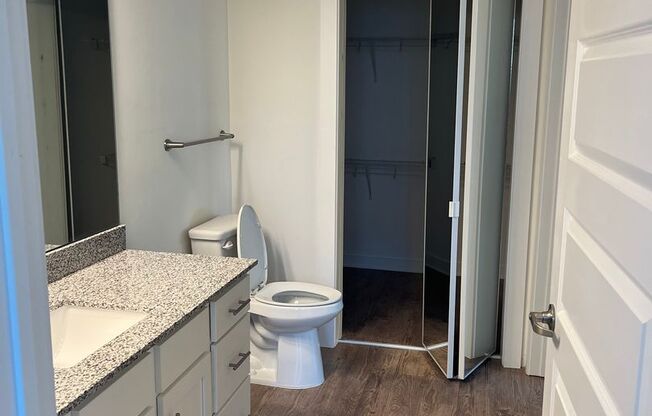 2 beds, 2 baths, 1,180 sqft, $1,775, Unit 23-2321