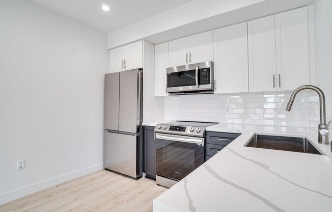Studio, 1 bath, 473 sqft, $1,995, Unit 326