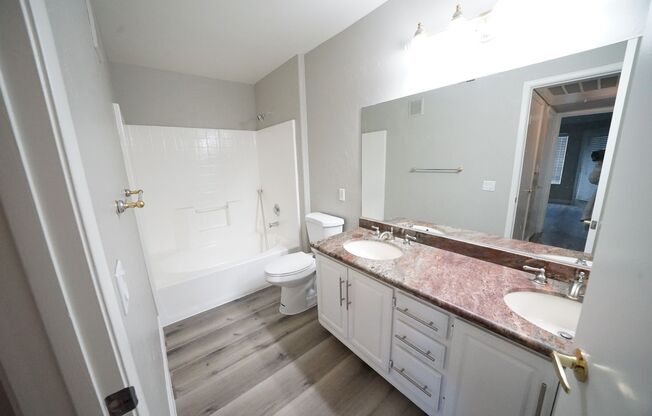 1 bed, 1 bath, $1,195, Unit Bldg 3