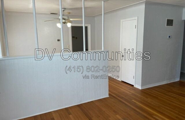 888 14 AVE S