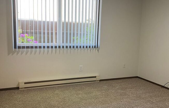 Spacious 2-bedroom apartment homes conveniently located!