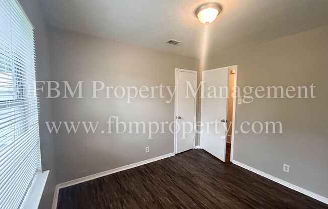 3 beds, 1 bath, $1,500