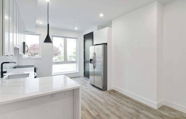 2 beds, 1 bath, 1,000 sqft, $1,558, Unit Unit 1