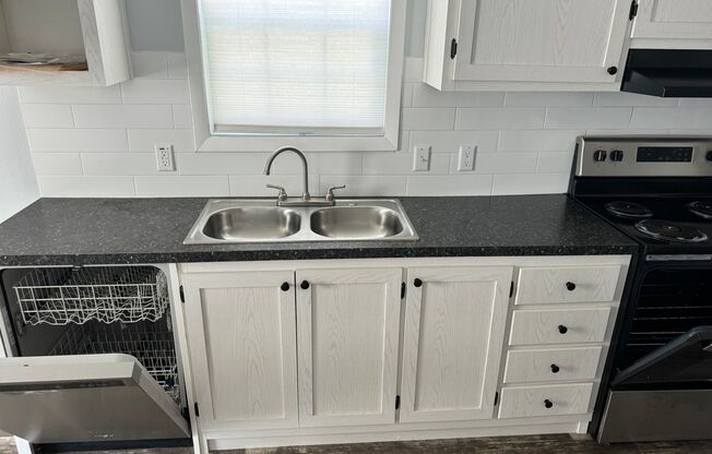 BEAUTIFUL +55 HOA COMMUNITY