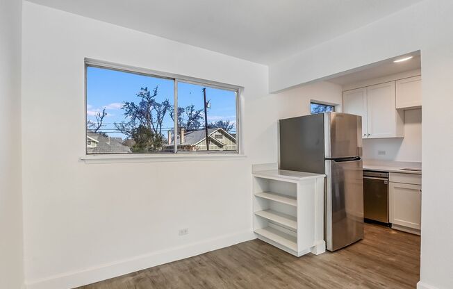 2 beds, 1.5 baths, 1,042 sqft, $1,450, Unit 119