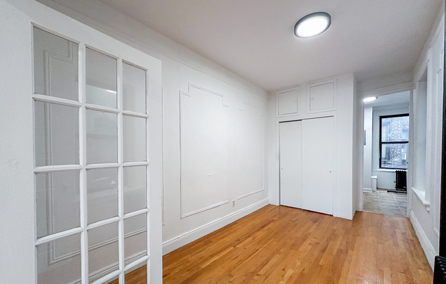 338 E 5 ST