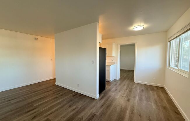 2 beds, 1 bath, 775 sqft, $2,045, Unit 205