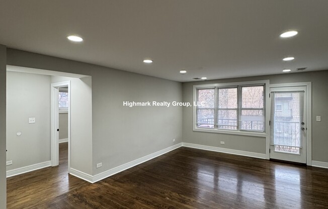 2528 W FITCH AVE