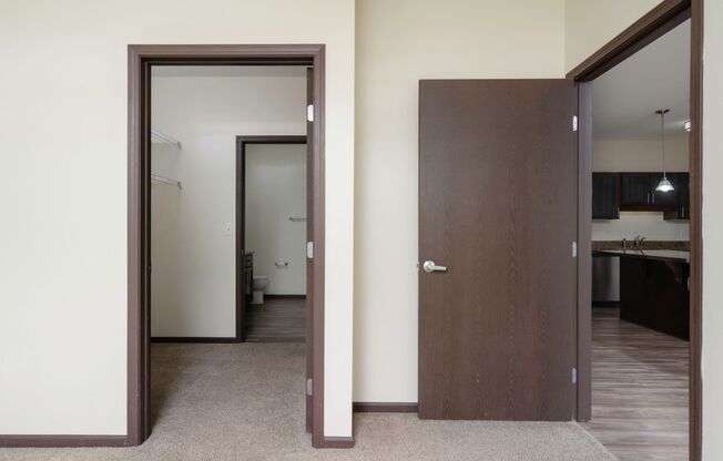 2 beds, 2 baths, 1,101 sqft, $1,900, Unit 116