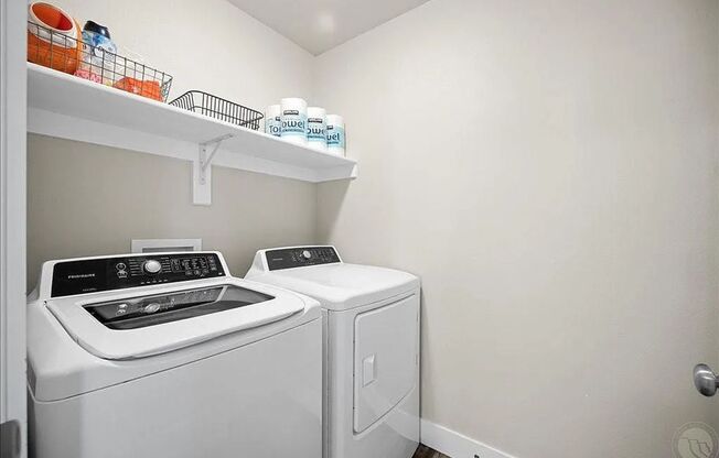 Spacious 3BR/2.5BA Furnished Townhome | Pet-Friendly with Large Fenced Yard & Ample Parking