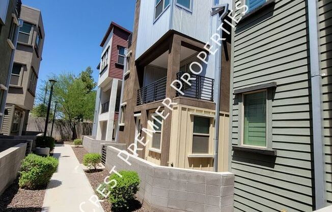 1106 E Weber Dr