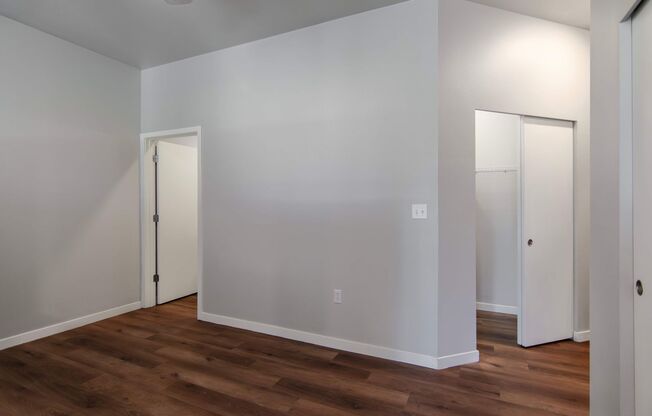 Studio, 1 bath, 610 sqft, $2,104, Unit 212