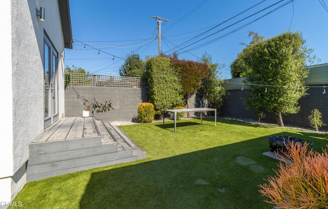 2020 W 64 ST
