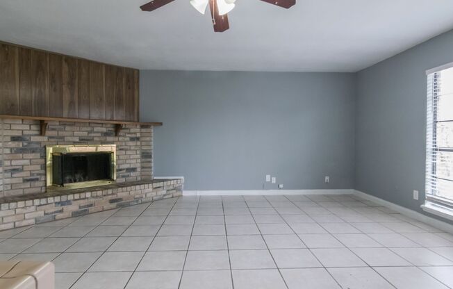 3 beds, 2 baths, $1,875