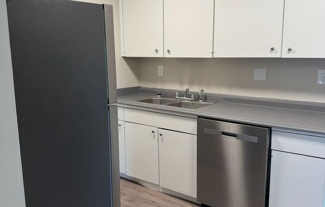 2 beds, 2 baths, 1,092 sqft, $1,175