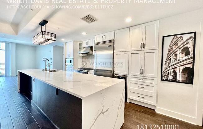 1120 E Kennedy Blvd