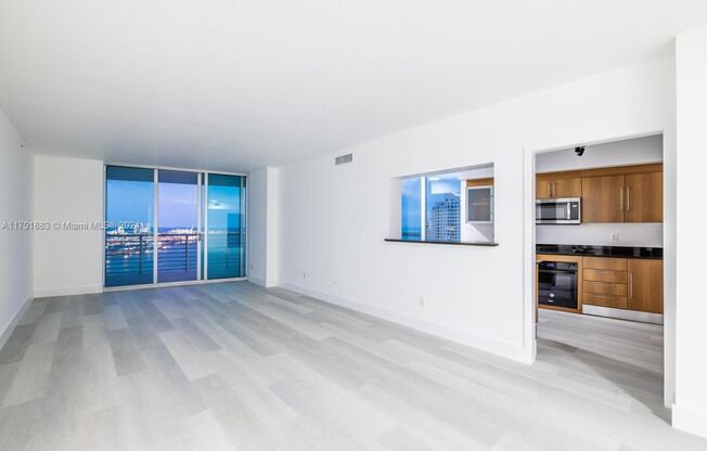 3 beds, 2 baths, 1,792 sqft, $7,599, Unit 335 S Biscayne Blvd # 41-09 (A11701883)