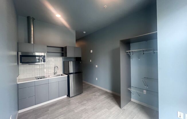 Studio, 1 bath, 238 sqft, $1,025, Unit 309 MFTE