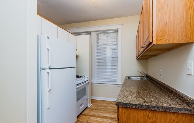 1206-08 Lexington