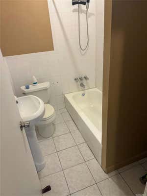 3 beds, 1 bath, 1,100 sqft, $2,900