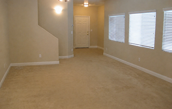 4 bedroom +Den!