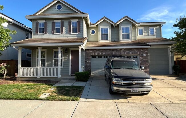 Spacious 5 Bed, 3 Bath home in Gated Community