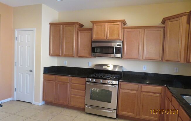 3 beds, 2 baths, $1,900