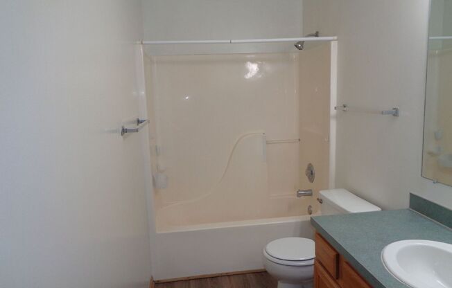 Spacious 3-Bedroom Home with Fenced Yard – $1,700/mo