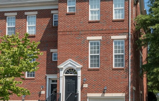 Beautiful 2 bedroom townhome in Matthews