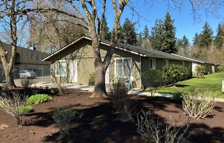 1 bed, 1 bath, 510 sqft, $1,125, Unit 3821 24th Pl NE