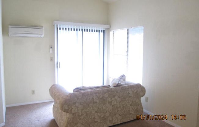 1 bed, 1 bath, $950, Unit # 204