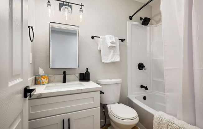 1 bed, 1 bath, 540 sqft, $1,555, Unit 26