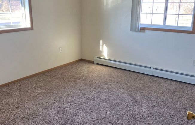 2 beds, 1 bath, 1,000 sqft, $1,149.99, Unit 515-11