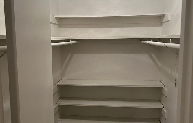 1 bed, 1 bath, 550 sqft, $1,250, Unit 059