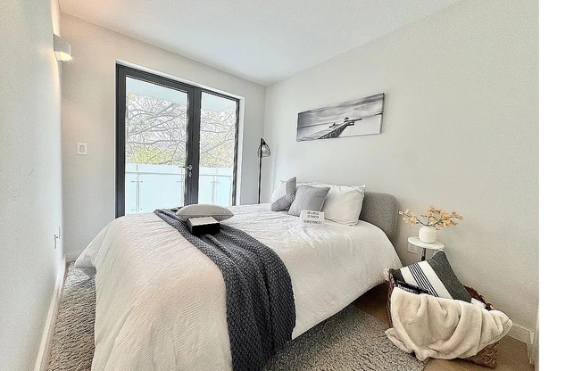 136 80 41 AVE