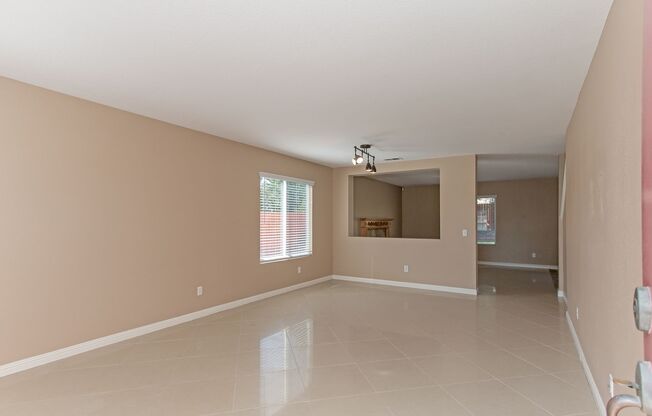 Large 4 Bedroom, 2.5 Bath Home with Large 3 Car Garage!!