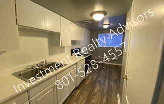 218 E EDITH AVE
