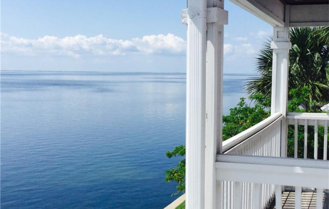 5200 COQUINA KY DR SE